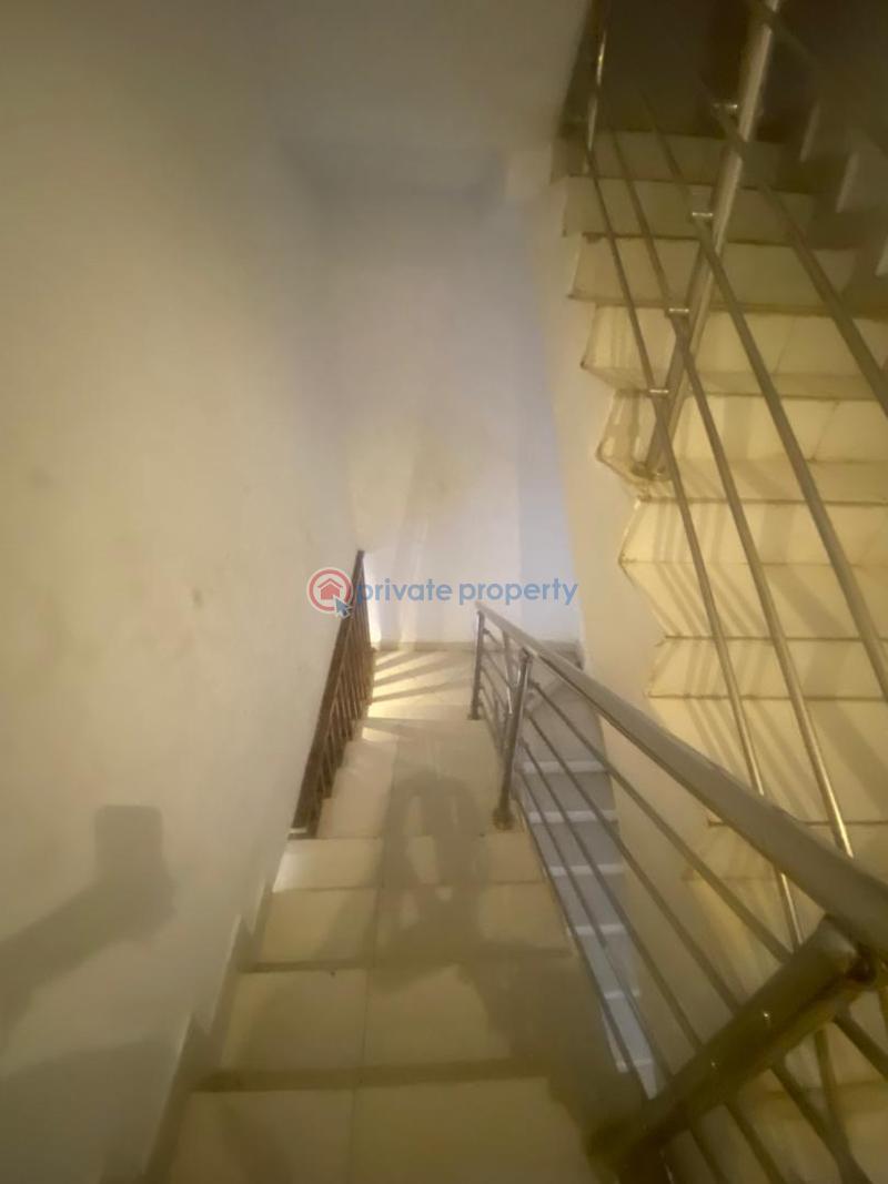 4 bedroom Terrace For Rent Gilmore Jahi Abuja Phase 2  - 6