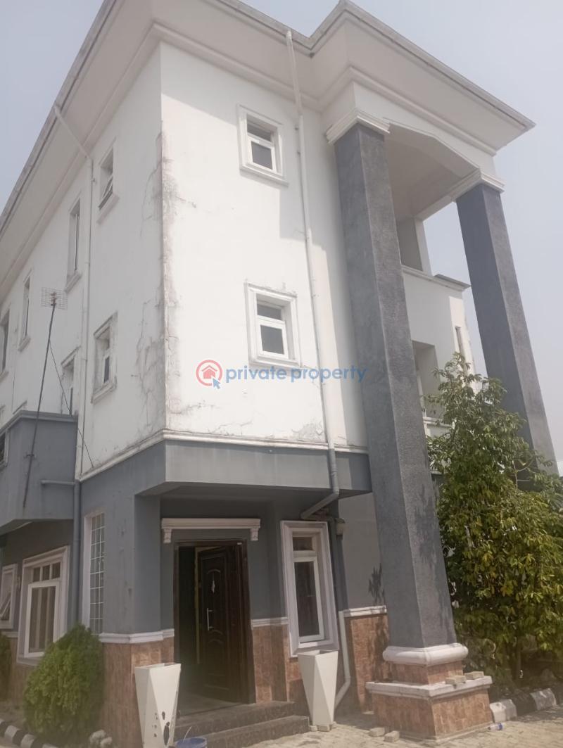 4 bedroom Detached Duplex For Sale Oniru Victoria Island Lagos - 1
