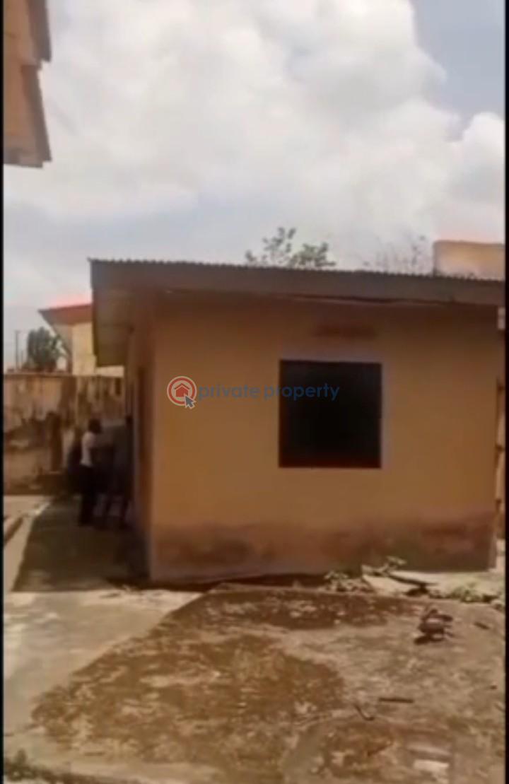 6 bedroom Duplex For Sale Oko Oba Agege Lagos - 6