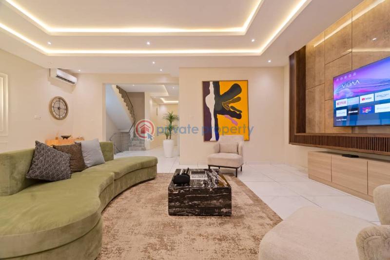 4 bedroom Flat & Apartment Short let Victoria Island Lagos - 0