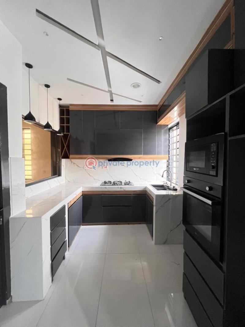 House For Sale Orchid Road, Lekki Lekki Phase 2 Lagos - 10