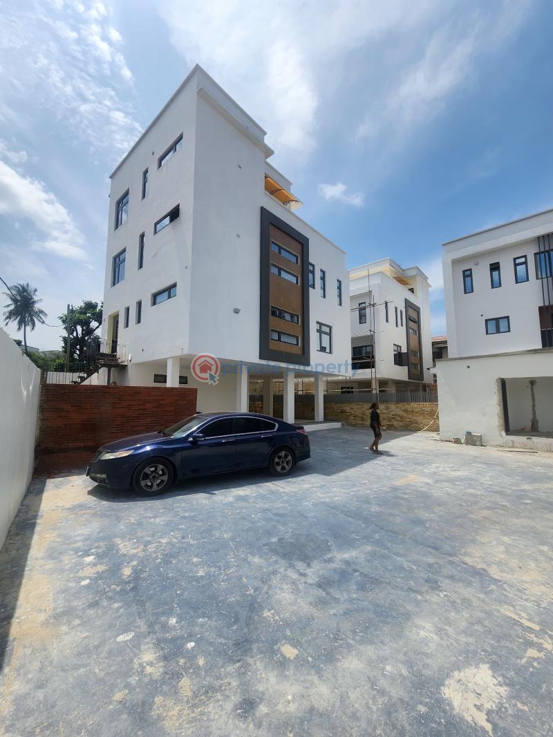 4 bedroom Detached Duplex For Sale Mende Maryland Lagos