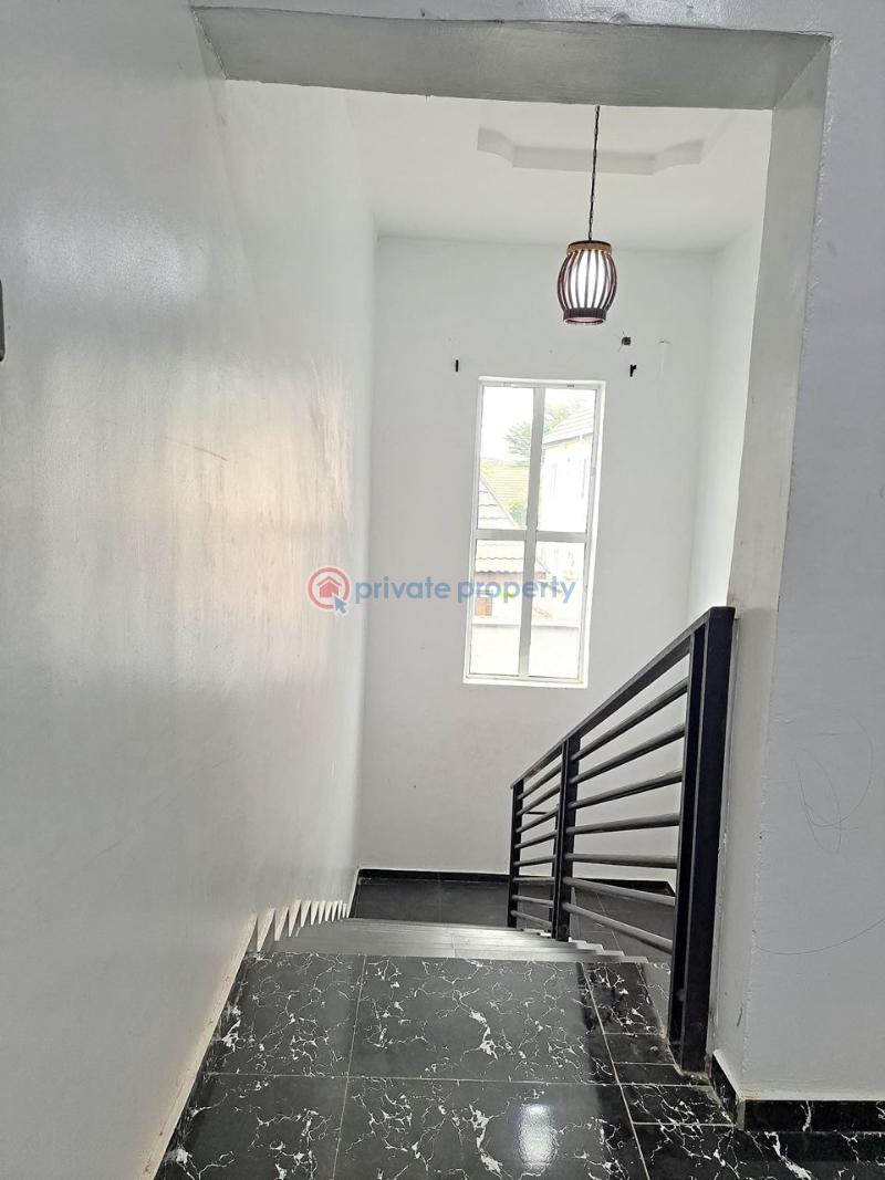 4 bedroom Detached Duplex For Sale Alpha Grace Estate, Nihort/jericho Ibadan Oyo - 3