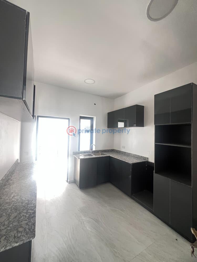 4 bedroom Semi detached Duplex For Sale Off Admiralty Way Lekki Phase 1 Lagos - 19
