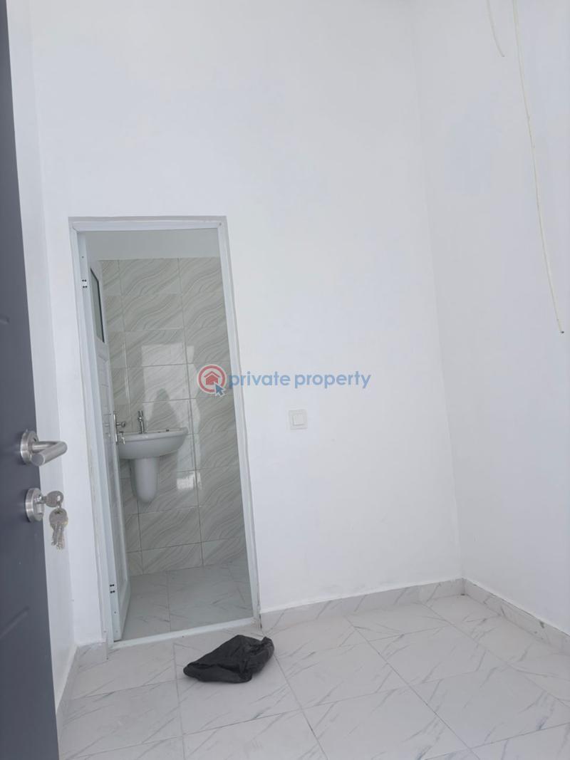 4 bedroom Semi detached Duplex For Sale Off Admiralty Way Lekki Phase 1 Lagos - 11