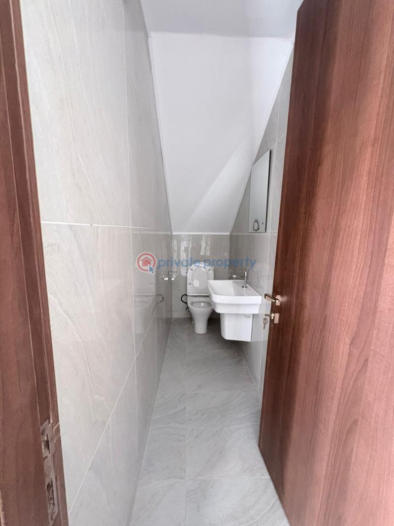 4 bedroom Semi detached Duplex For Sale Off Admiralty Way Lekki Phase 1 Lagos - 5