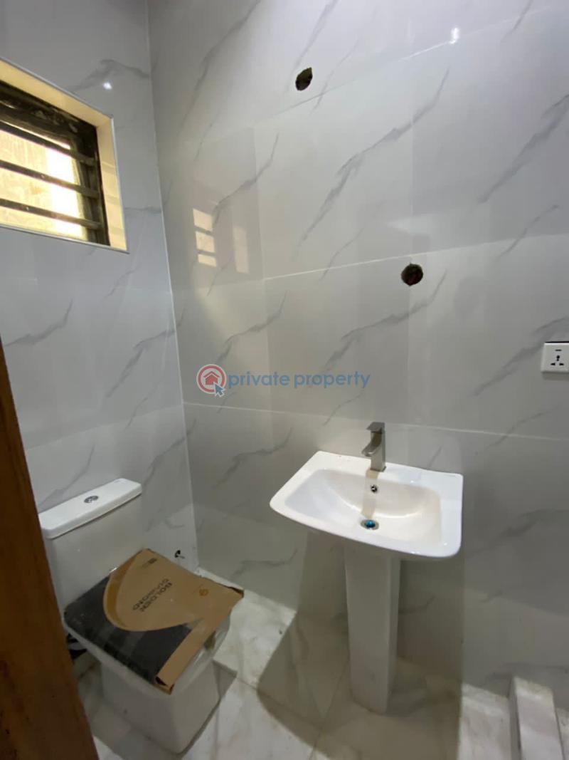 4 bedroom Duplex For Sale Magodo Kosofe/Ikosi Lagos - 1