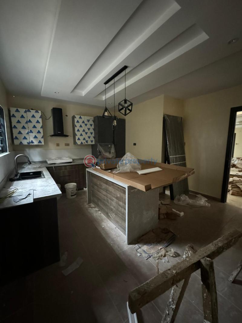 4 bedroom Semi detached Duplex For Sale Maryland Ikeja Lagos - 12