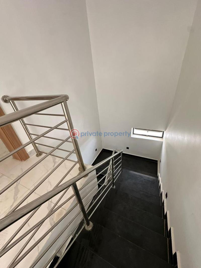 4 bedroom Terrace For Sale Kaura Abuja Phase 2  - 4