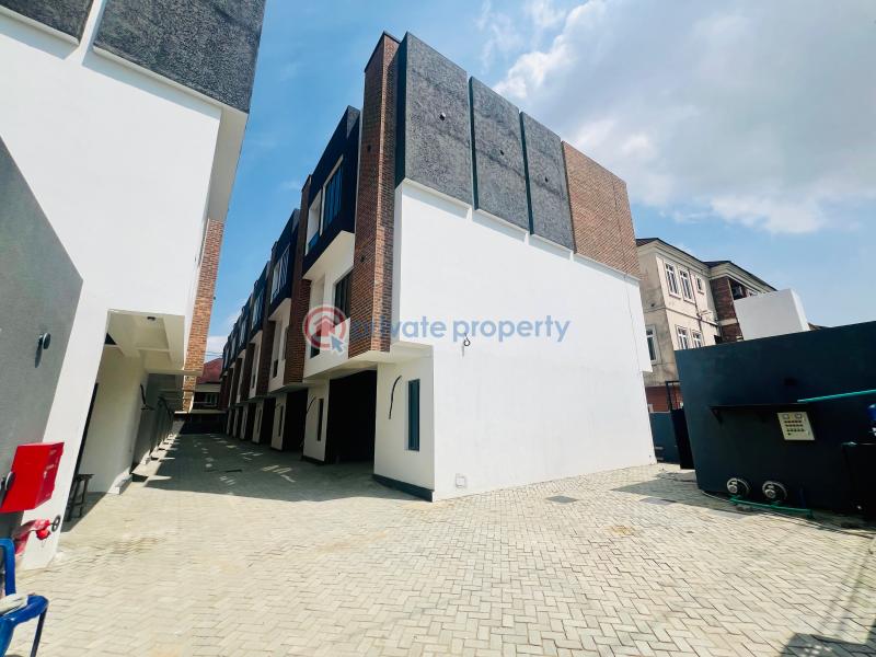 4 bedroom Terraced Duplex For Sale A Prime Location In Ologolo Lekki Lagos Ologolo Lekki Lagos - 14