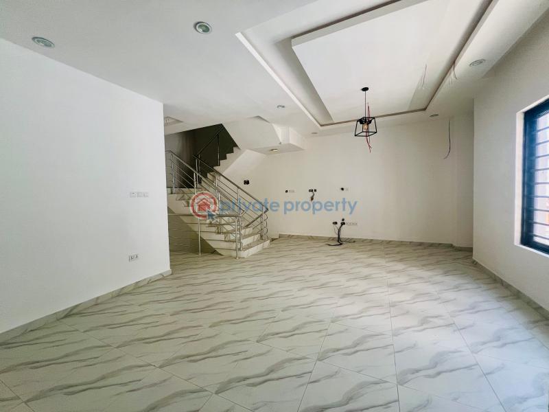 4 bedroom Terraced Duplex For Sale A Prime Location In Ologolo Lekki Lagos Ologolo Lekki Lagos - 2