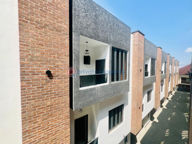 4 bedroom Terraced Duplex For Sale A Prime Location In Ologolo Lekki Lagos Ologolo Lekki Lagos - 1