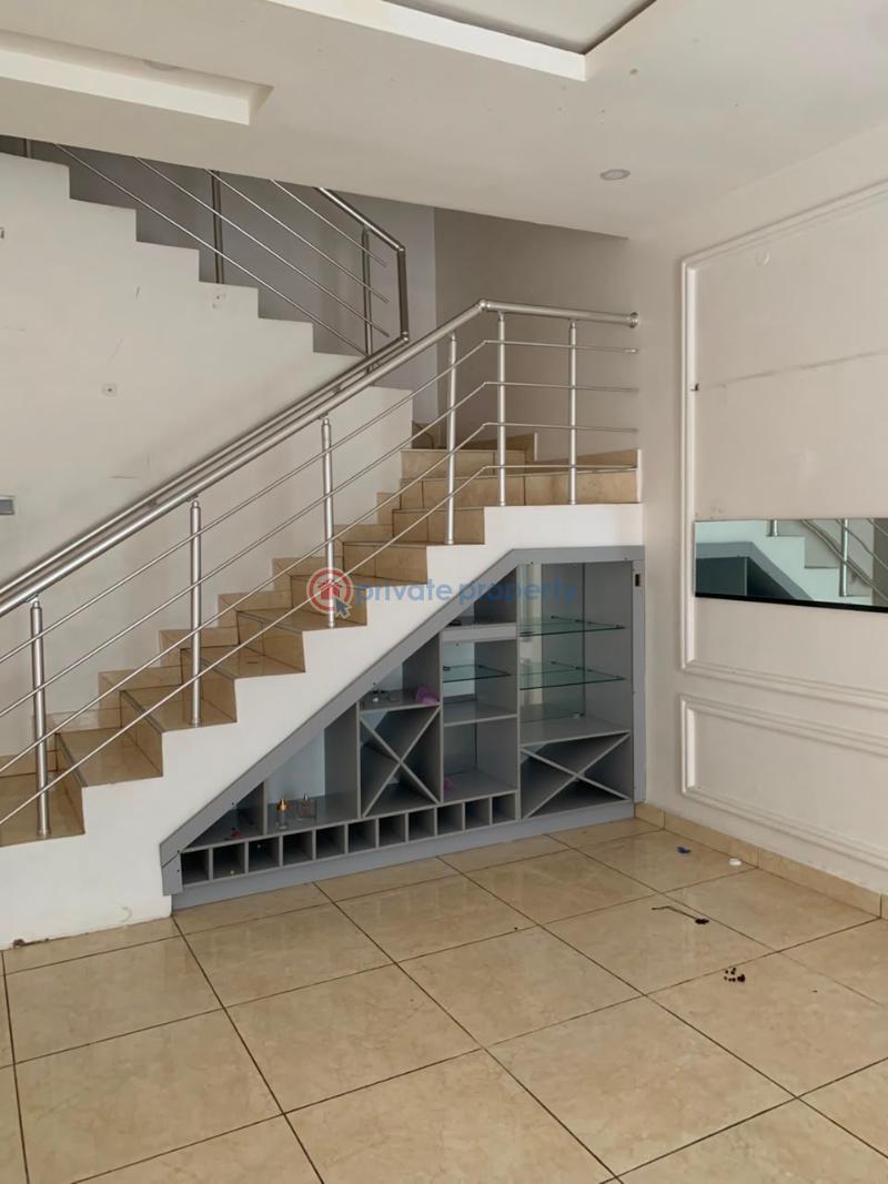 4 bedroom House For Rent Oniru Victoria Island Lagos - 2