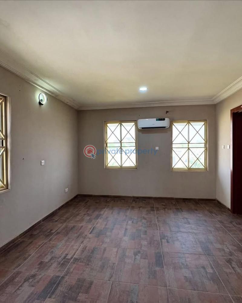 4 bedroom Terrace For Sale Durumi Abuja Phase 2  - 2