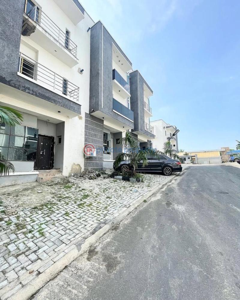 4 bedroom Terrace For Sale Garki II Abuja Phase 1  - 1