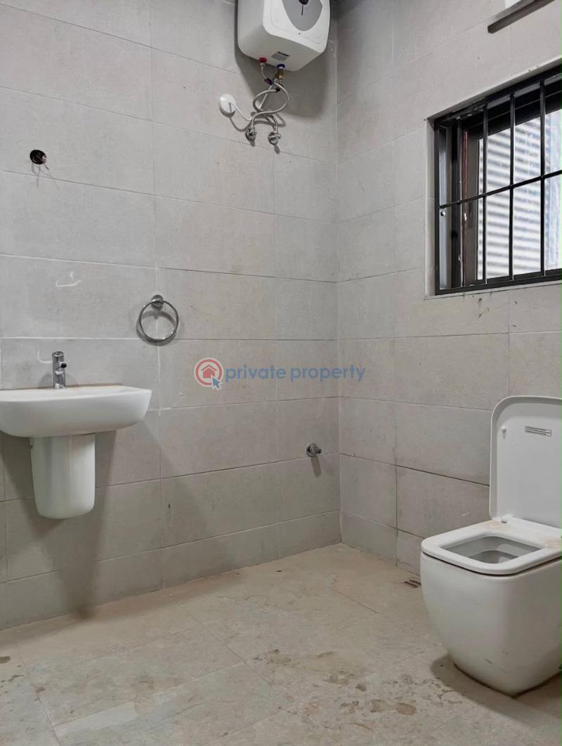 4 bedroom Terrace For Sale Guzape Abuja Phase 1  - 4