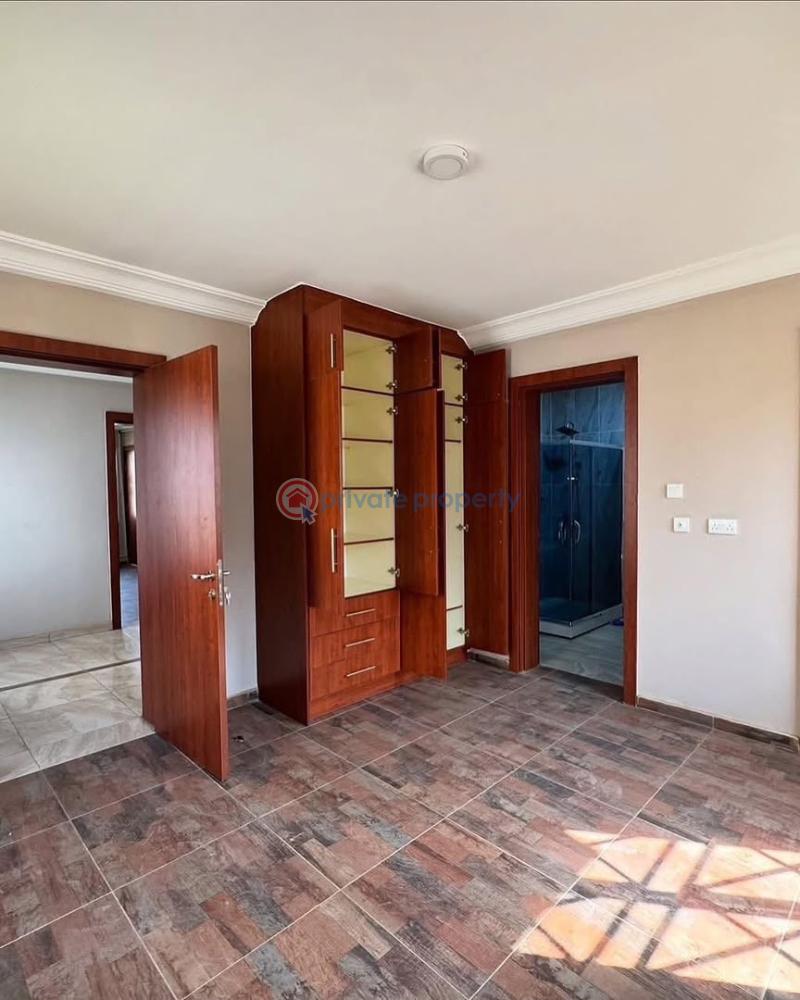 4 bedroom Terrace For Sale Durumi Abuja Phase 2  - 5