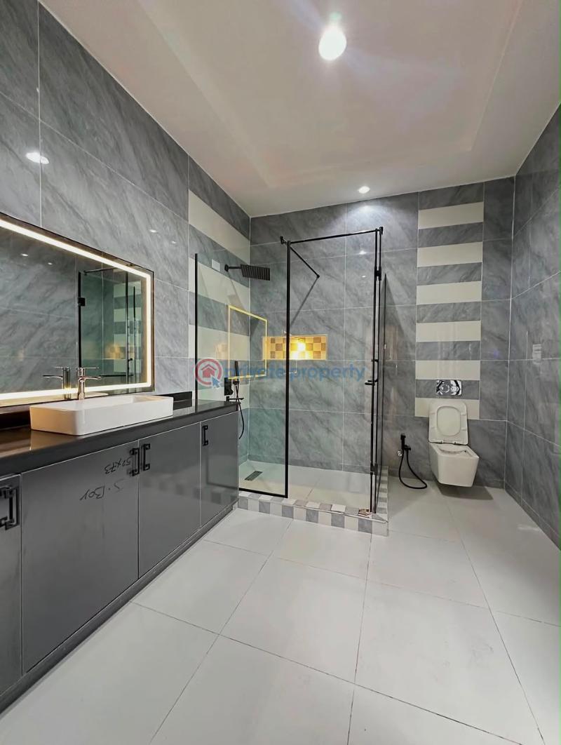 4 bedroom Terrace For Sale Jahi Abuja Phase 2  - 4