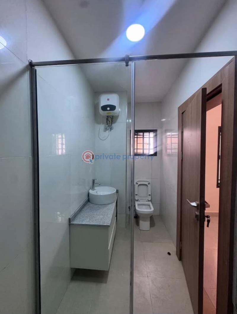 4 bedroom Terrace For Sale Jahi Abuja Phase 2  - 5
