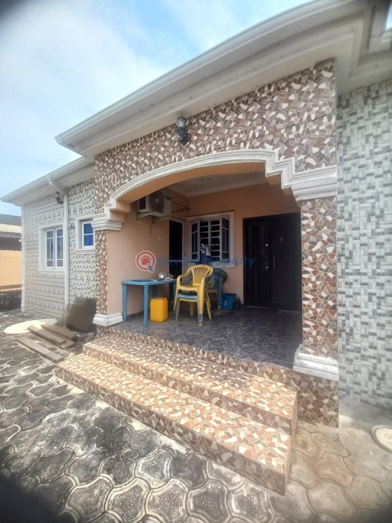 Four bedrooms bungalow at satellite town amuwo for sale - 0 4 bedroom Bungalow For Sale Satellite Town Satelite Town Amuwo Odofin Lagos - 0