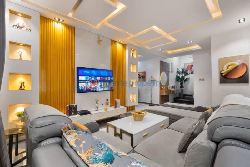 4 bedroom Flat & Apartment Short let Lekki Phase 1 Lagos - 2