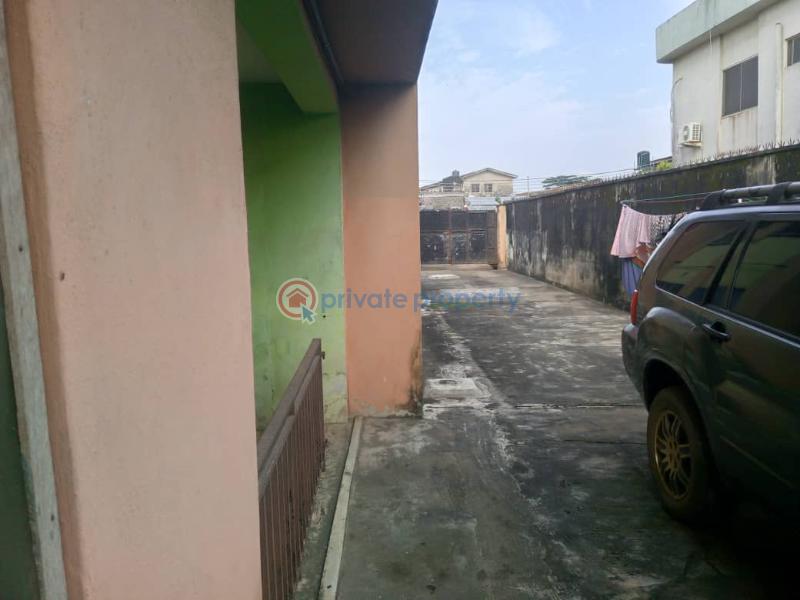 2 bedroom Flat & Apartment For Sale Ikotun Alimosho Lagos - 2