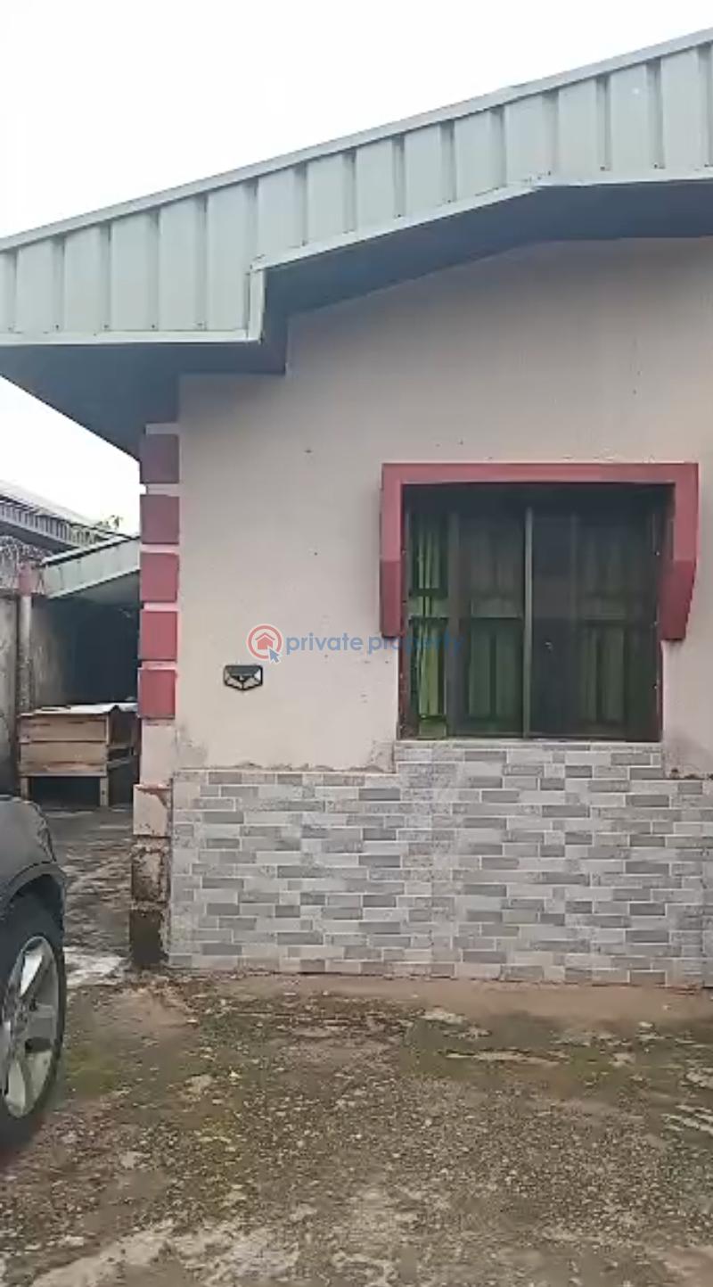Bungalow For Sale Less Than 2mins Walk/less Than A Min Drive From The Tarred Road. Before The Redeemed School,off Irhirhi Of Airport Road,benin City. Benin Edo - 2