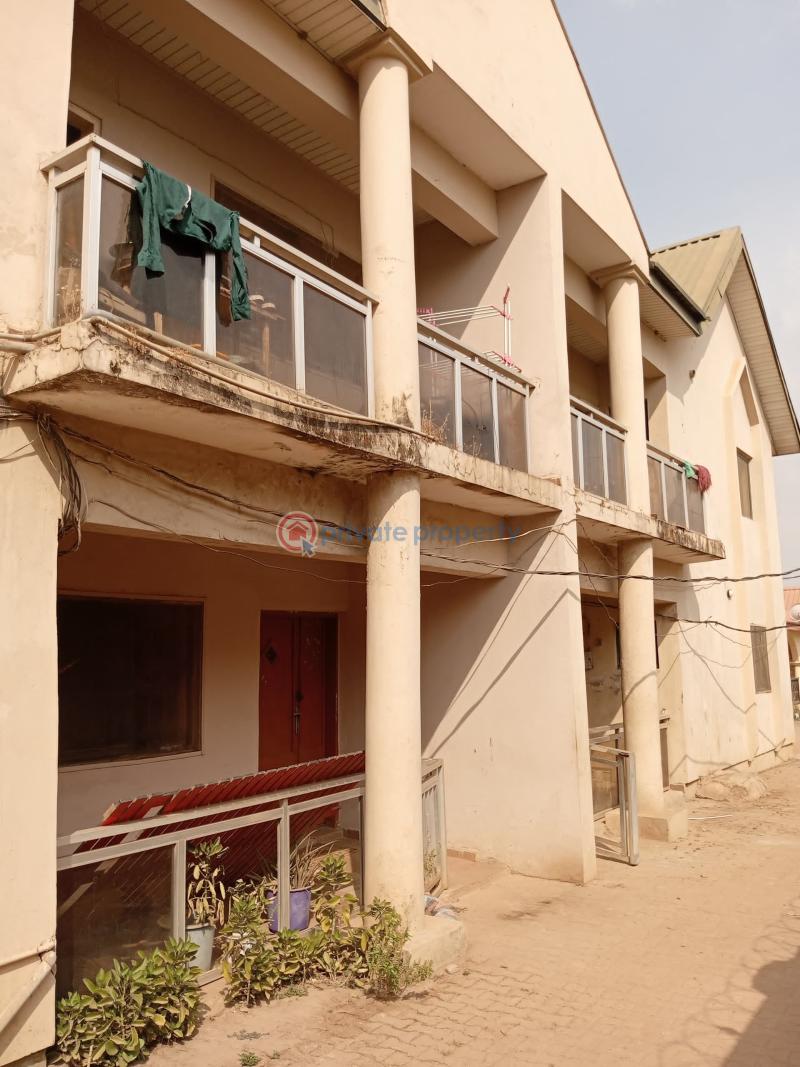 2 bedroom Block Of Flats For Sale Jikwoyi, Abuja Central Area Abuja Phase 1  - 11