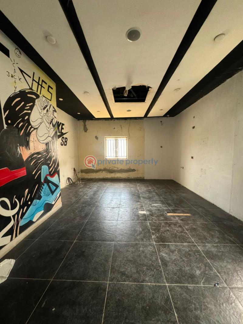 Shop For Rent Lekki Phase 1 Lagos - 5