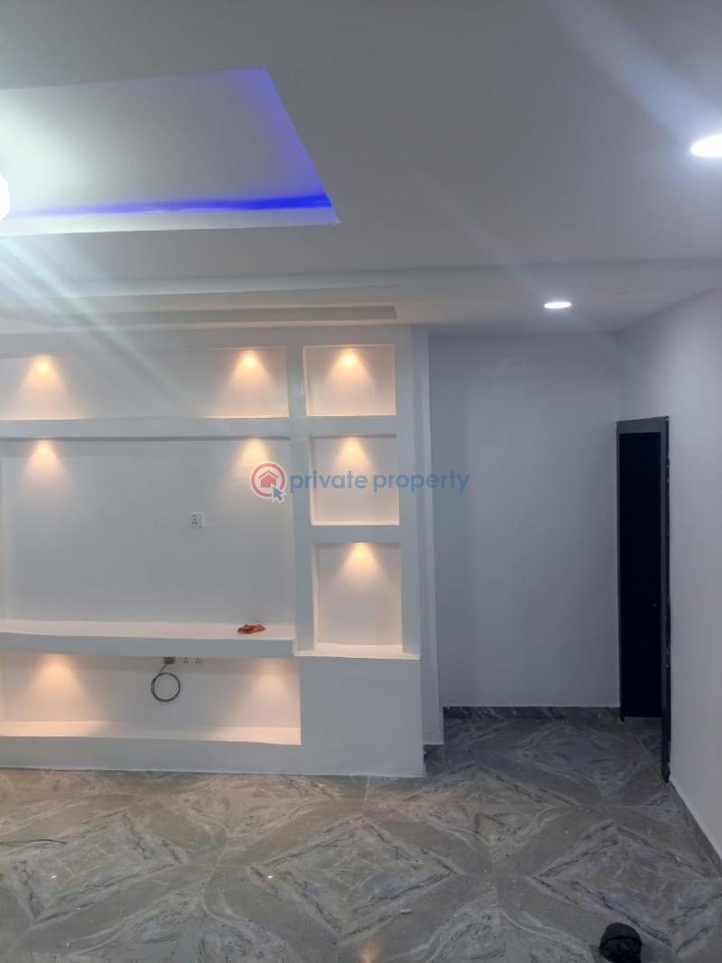 Flat & Apartment For Rent 📍via Johnson Awe Estate, Alexander, Oluyole, Ibadan. Oluyole Estate Ibadan Oyo