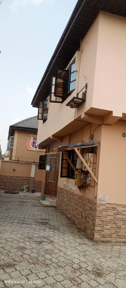 Fully 4bedroom detached duplex with a room bq - 1 4 bedroom Detached Duplex For Sale Magodo Kosofe/Ikosi Lagos - 1