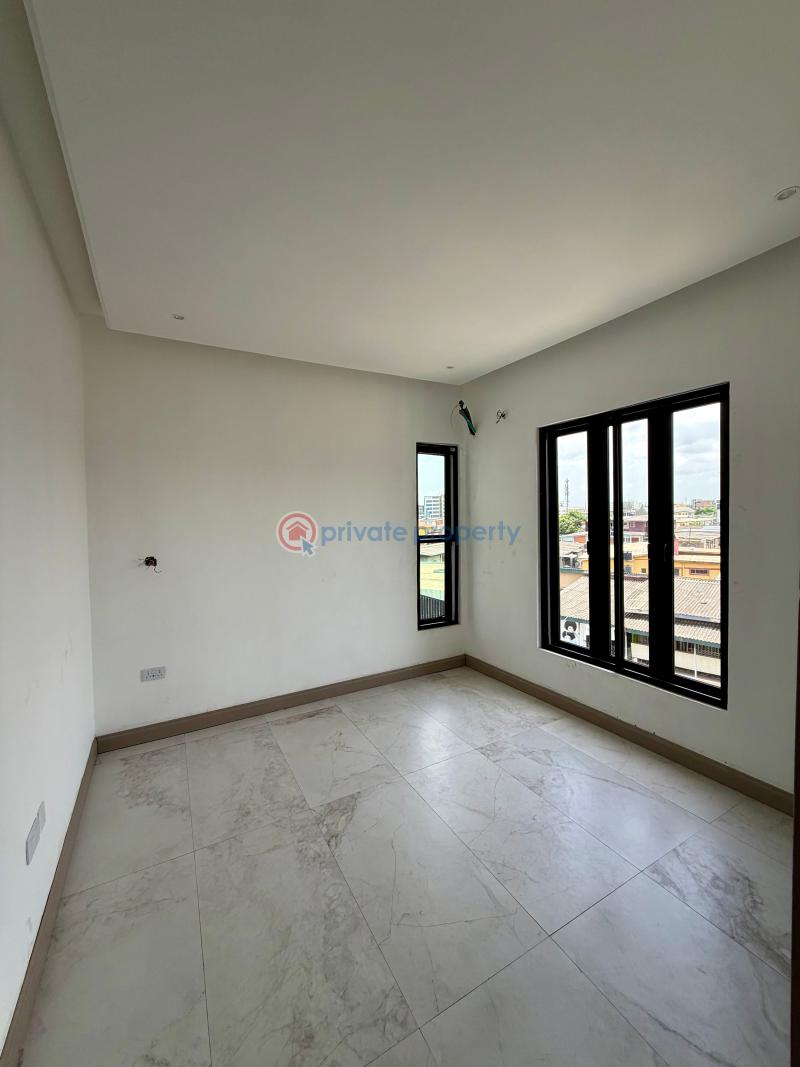 3 bedroom Block Of Flats For Sale Allen Avenue Ikeja Lagos - 3