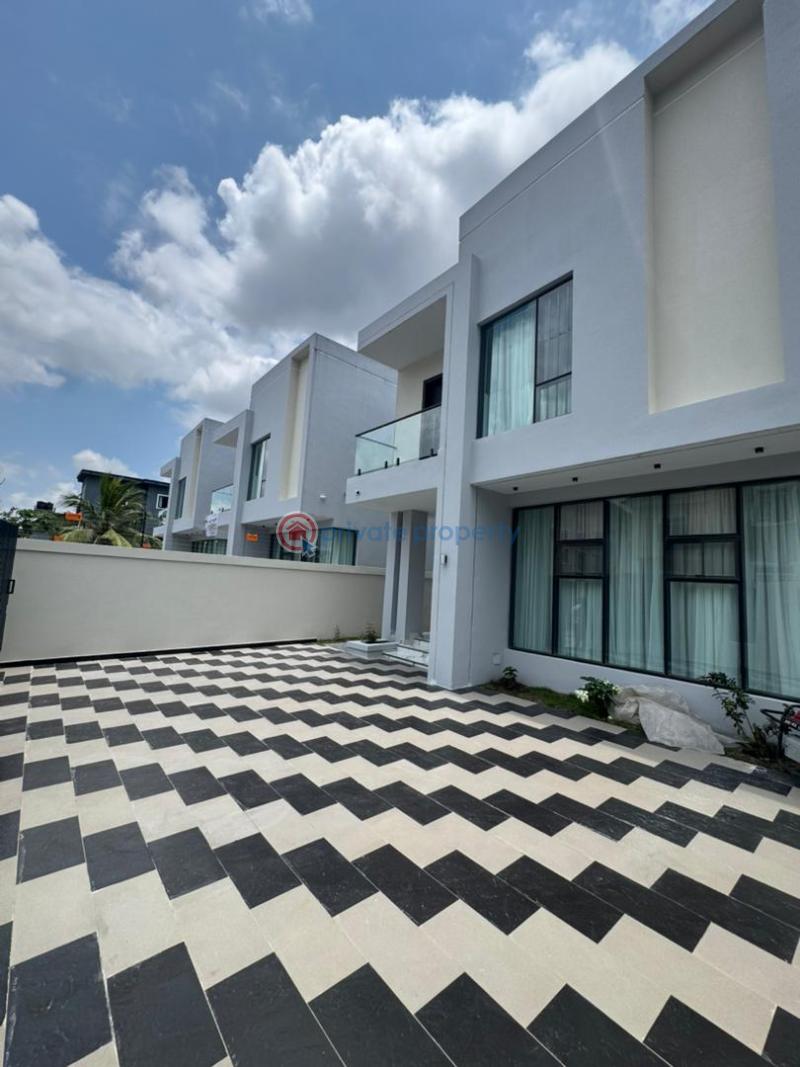 4 bedroom Detached Duplex For Sale Gbalajam Woji, Off Peter Odili Road Port Harcourt Rivers - 13