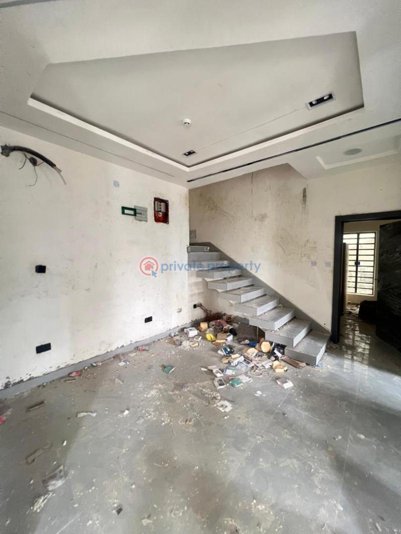 4 bedroom Detached Duplex For Sale Surulere Lagos - 12
