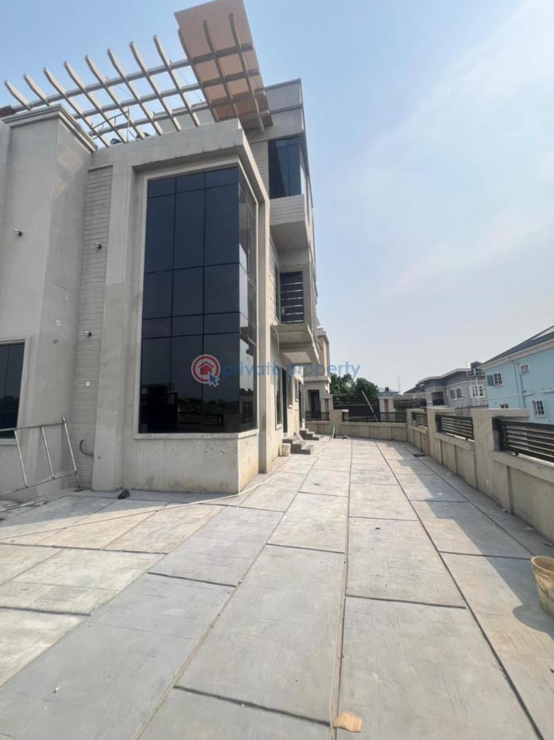 4 bedroom Detached Duplex For Sale Surulere Lagos - 17
