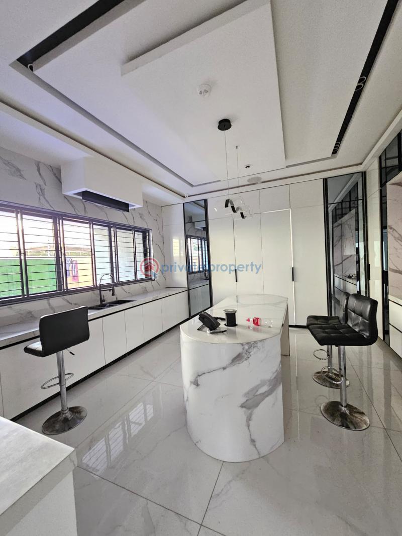 5 bedroom House For Sale Lekki Phase 1 Lagos - 14