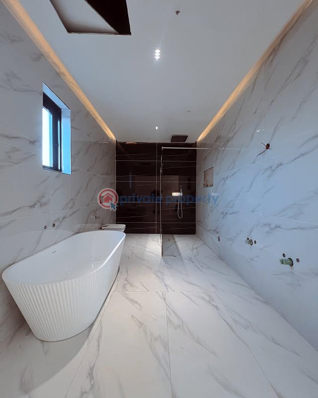 5 bedroom Detached Duplex For Sale Pinnock Beach Estate Osapa London Lekki Lagos - 9