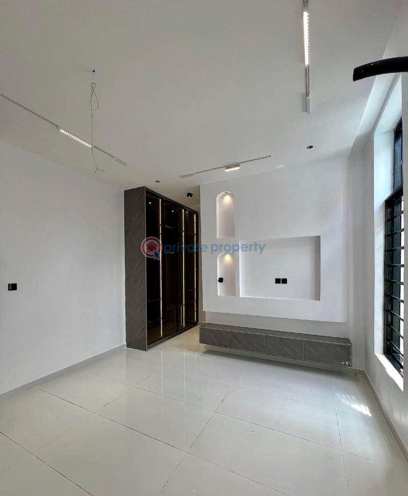 5 bedroom Detached Duplex For Sale Secure Estate At Harris Drive Victoria Garden City Lekki Lagos - 17