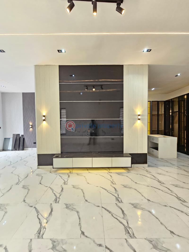 5 bedroom House For Sale Orchid Road, Lekki Lagos - 10