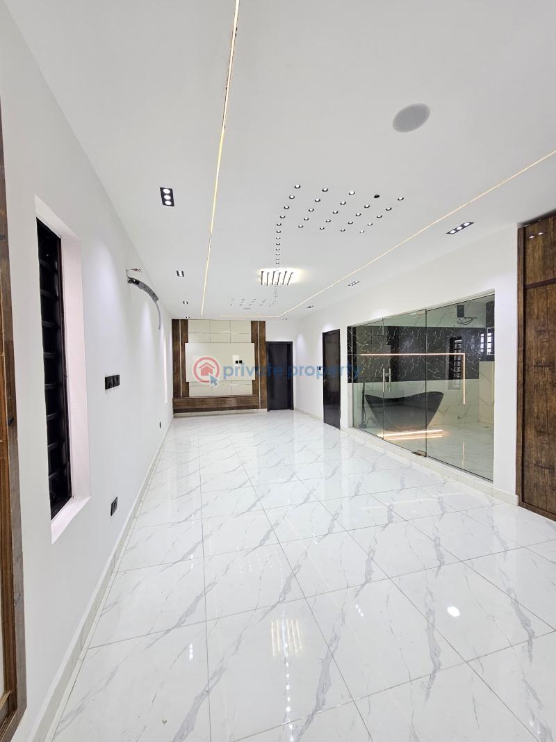 5 bedroom House For Sale Orchid Road, Lekki Lagos - 13