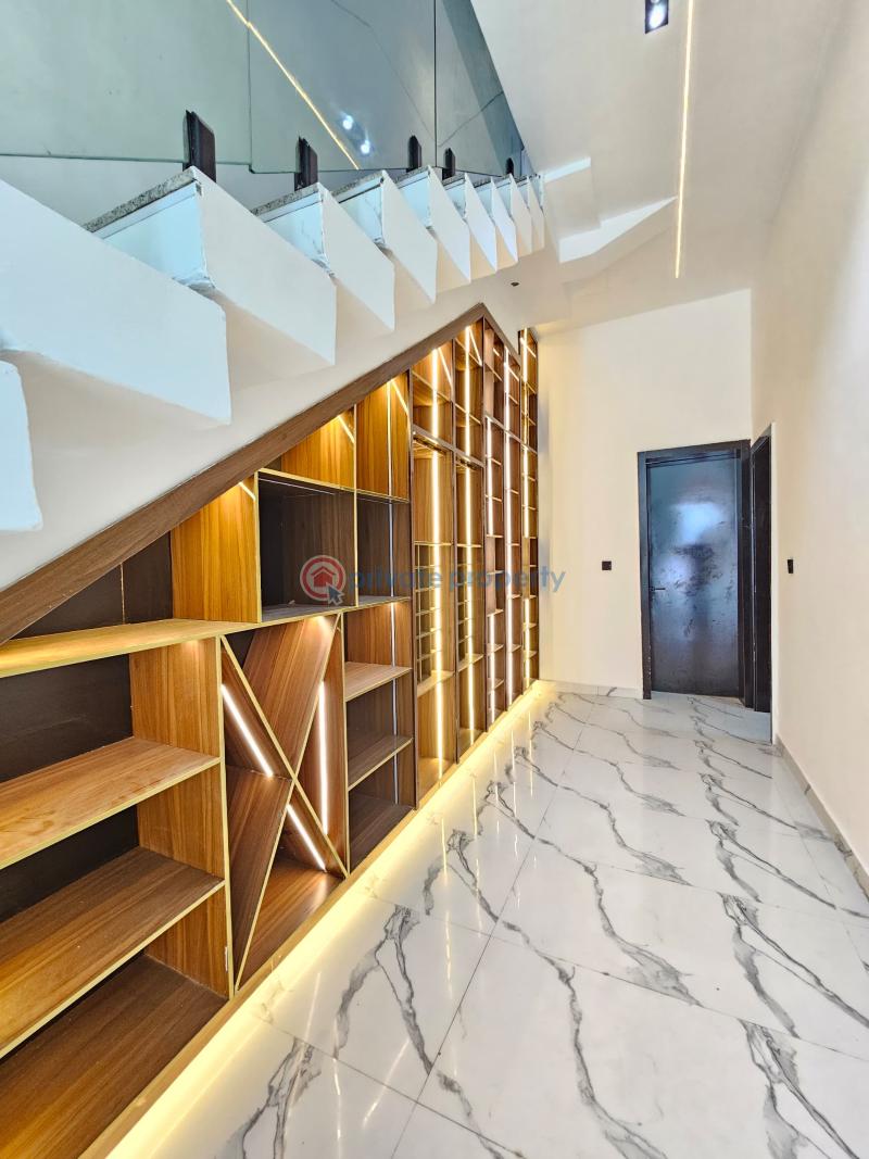 5 bedroom House For Sale Orchid Road, Lekki Lagos - 14