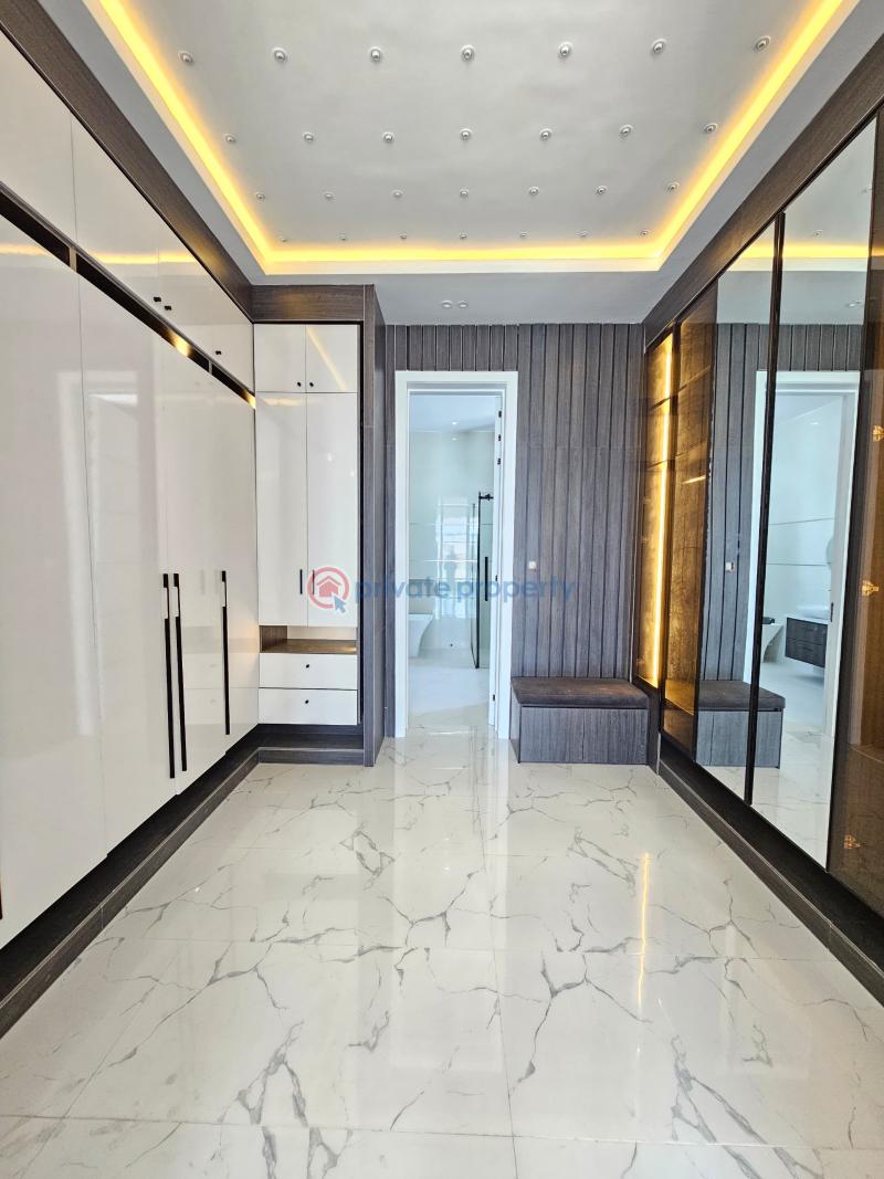 5 bedroom House For Sale Ikota, County Lekki Lagos - 14