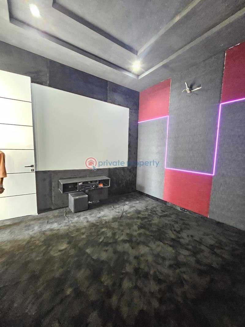 5 bedroom House For Sale Ikota, County Lekki Lagos - 9