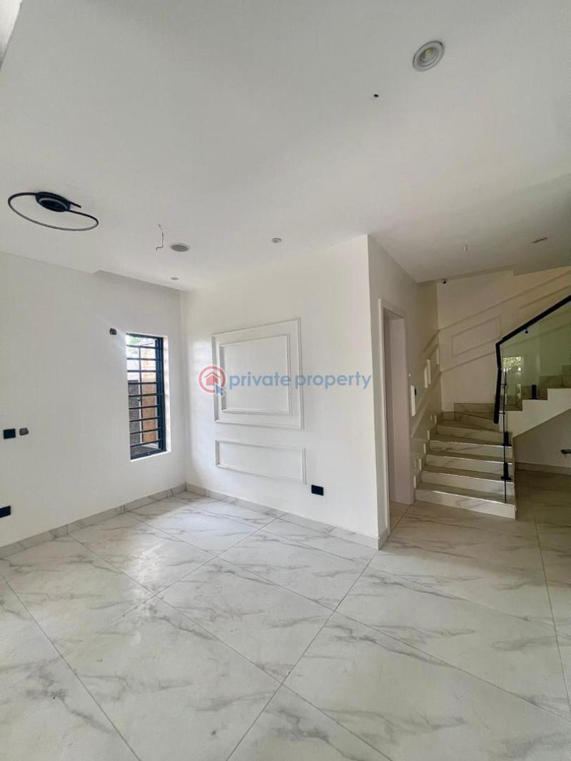 5 bedroom Detached Duplex For Sale Omole Phase 1 Ojodu Lagos - 1