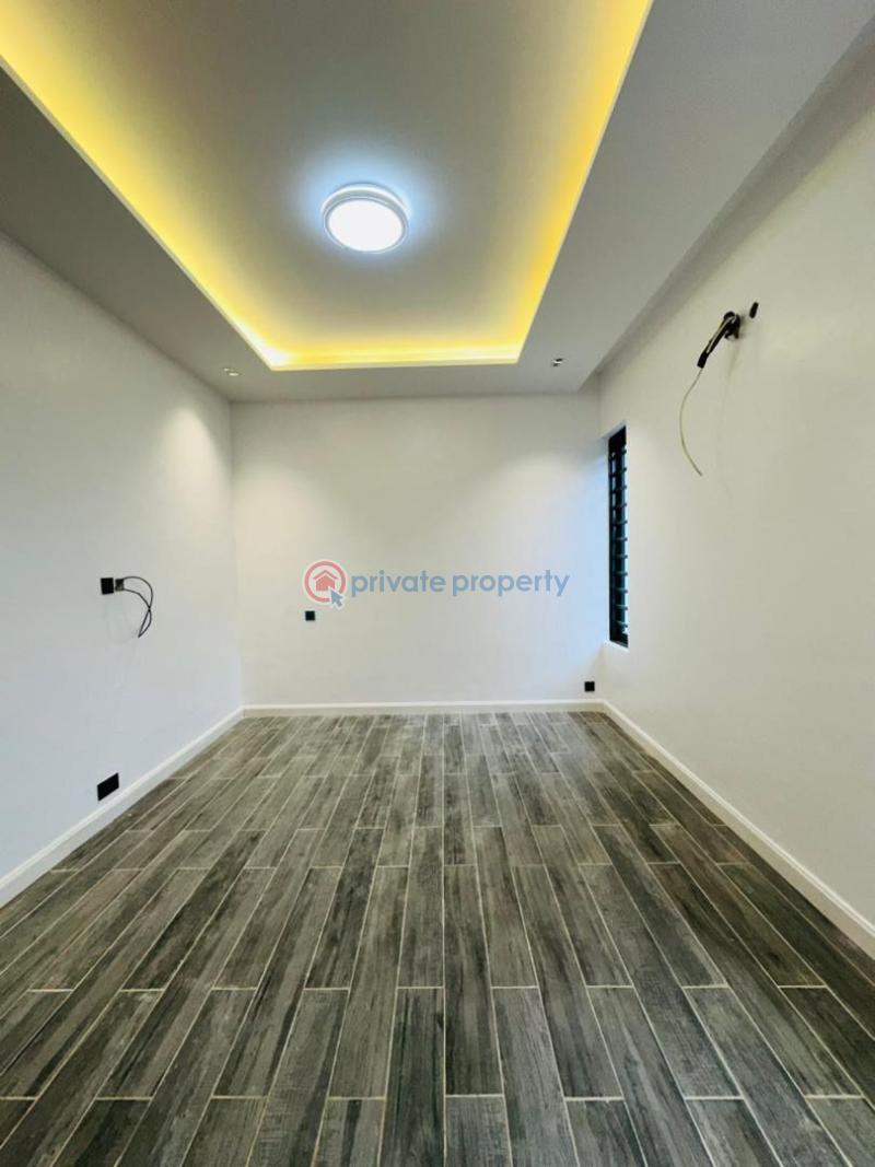 5 bedroom Detached Duplex For Sale Ikeja Lagos - 1