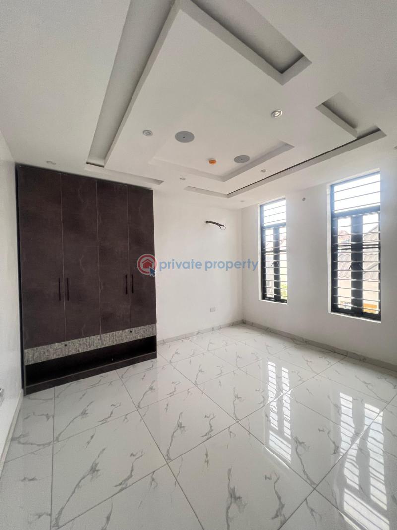 5 bedroom Semi detached Duplex For Sale Omole Phase 1 Ojodu Lagos - 6