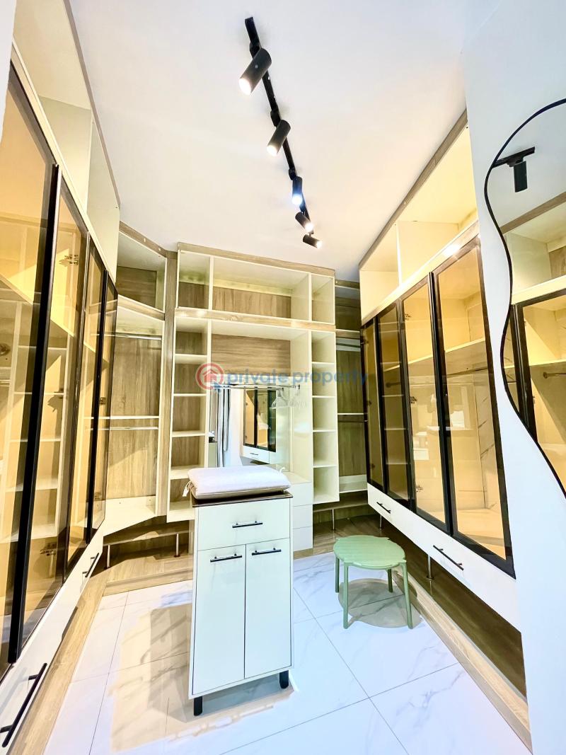 5 bedroom Detached Duplex Short let Orchid Road, Lafiaji Lekki Lagos - 9