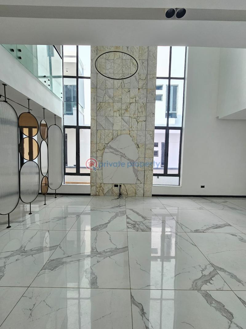 6 bedroom House For Sale Ikota, County Lekki Lagos - 1