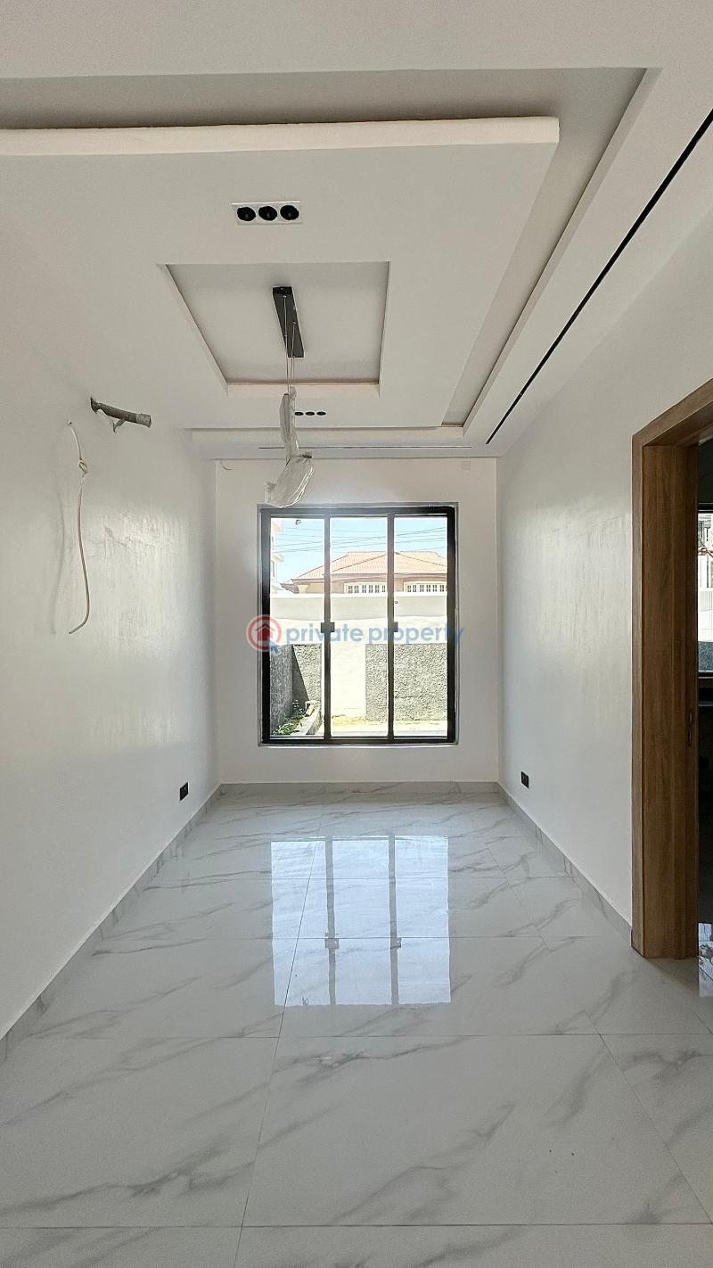 4 bedroom Terraced Duplex For Sale Lekki Phase 1 Lagos - 3