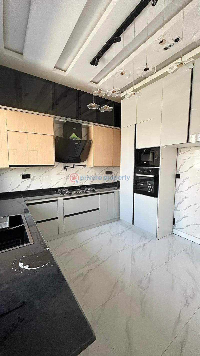 4 bedroom Terraced Duplex For Sale Lekki Phase 1 Lagos - 5